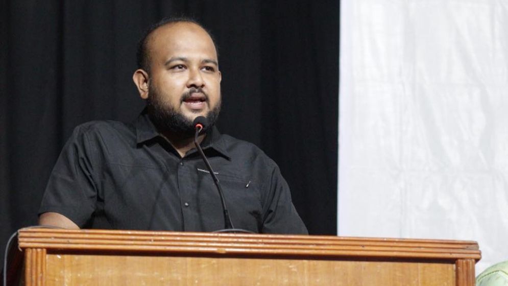 ডাকসু নেতাকে ক্যান্টিনে জরিমানা করার অধিকার কে দিল, প্রশ্ন হামিমের